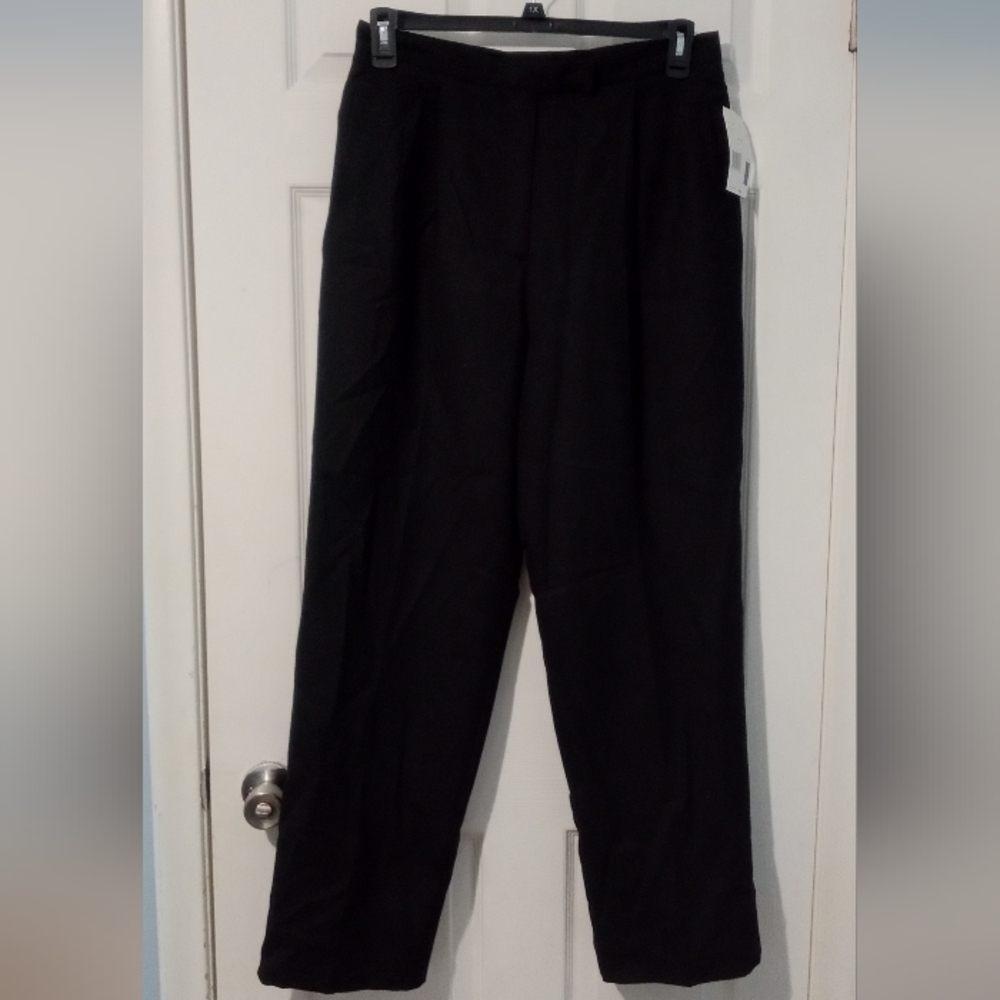 Elegant Black NWT Women's Wool Trousers